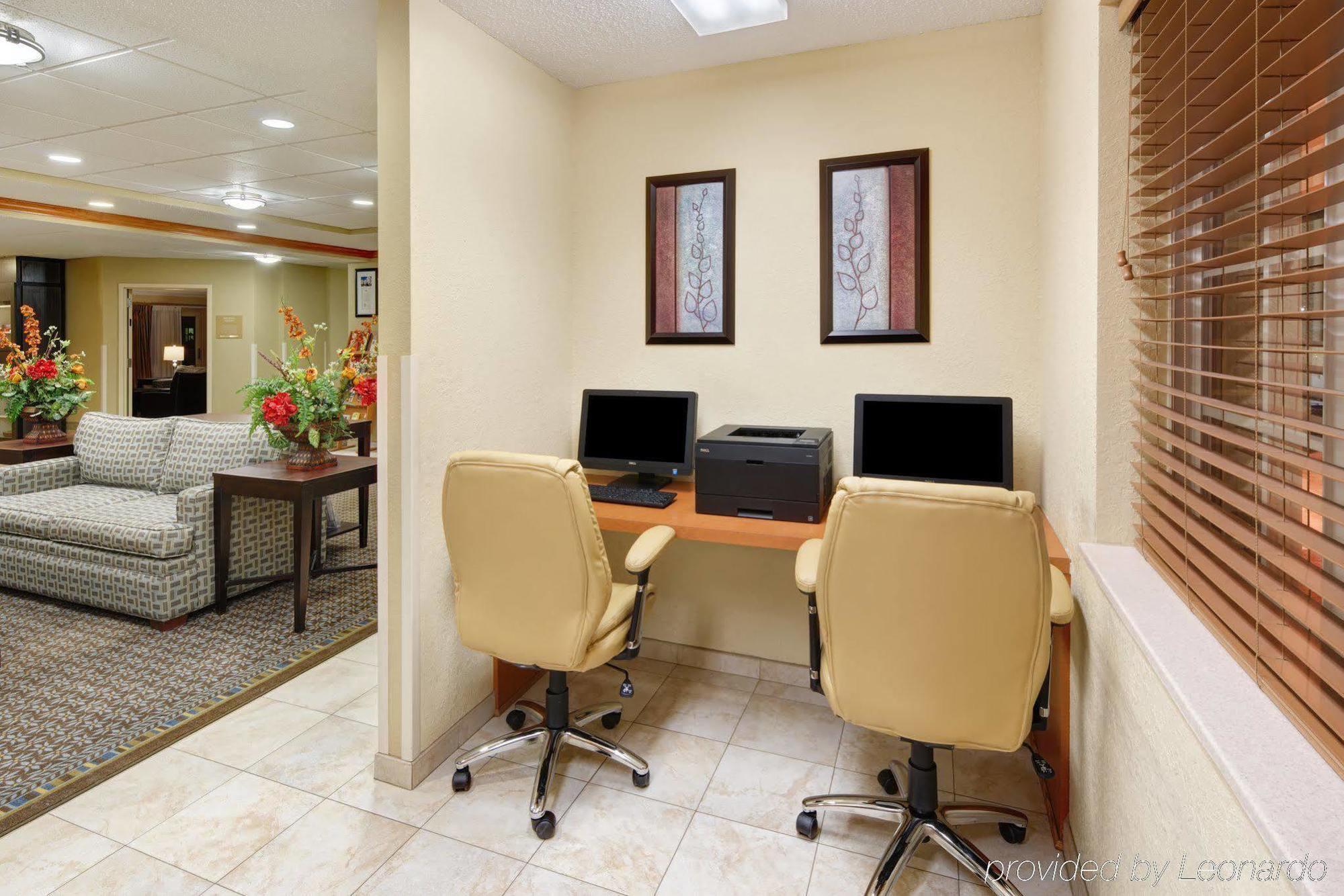 Candlewood Kenosha By Ihg Hotel