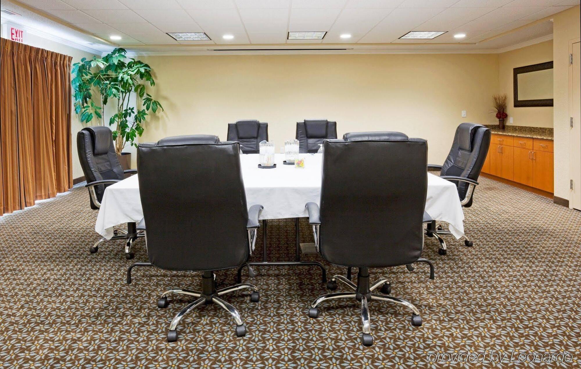 Candlewood Kenosha By Ihg 2* Pleasant Prairie